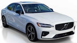 2024 Volvo S60 B5 Core Dark Theme