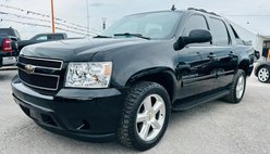 2011 Chevrolet Avalanche LS