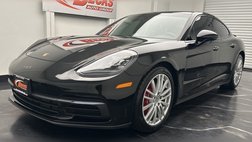 2018 Porsche Panamera 4