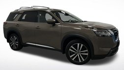 2023 Nissan Pathfinder Platinum