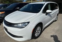 2017 Chrysler Pacifica LX