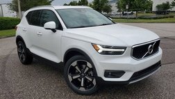 2021 Volvo XC40 T4 Momentum