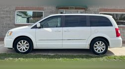 2013 Chrysler Town and Country Touring