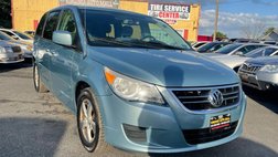 2010 Volkswagen Routan SE