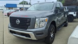 2021 Nissan Titan SV