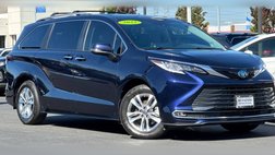 2022 Toyota Sienna Limited 7-Passenger
