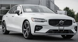2023 Volvo S60 B5 Plus Dark Theme