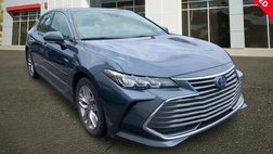 2021 Toyota Avalon Hybrid XLE