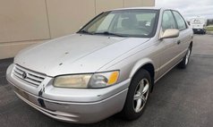 1999 Toyota Camry LE