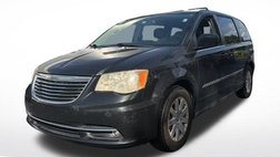 2014 Chrysler Town and Country Touring