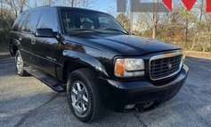 2000 Cadillac Escalade Base