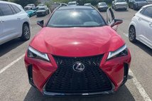 2025 Lexus UX 300h F SPORT Design