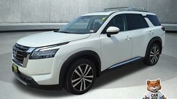 2023 Nissan Pathfinder Platinum