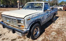1982 Ford F-100 Regular Cab 2WD