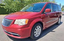 2014 Chrysler Town and Country Touring