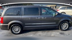 2016 Chrysler Town and Country Touring-L
