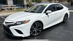 2018 Toyota Camry SE
