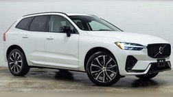 2023 Volvo XC60 B5 Plus Dark Theme