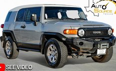 2014 Toyota FJ Cruiser Base