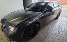 2020 Chrysler 300 S