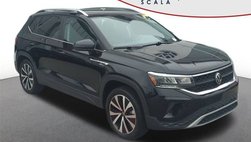 2023 Volkswagen Taos SE 4Motion