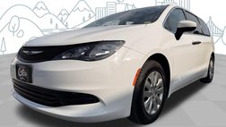 2020 Chrysler Voyager L