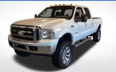 2005 Ford Super Duty F-350 Lariat