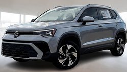 2025 Volkswagen Taos SE 4Motion