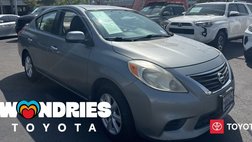 2014 Nissan Versa 1.6 SV