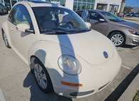 2010 Volkswagen New Beetle Base