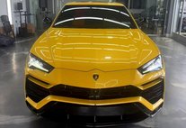 2022 Lamborghini Urus Base