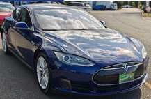 2015 Tesla Model S 70D