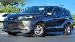 2024 Toyota Sienna XLE 8-Passenger