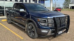 2024 Nissan Titan Platinum Reserve