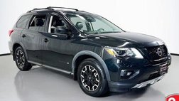 2020 Nissan Pathfinder SV