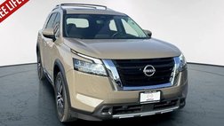 2023 Nissan Pathfinder Platinum