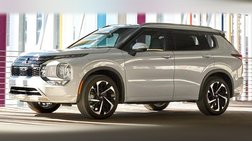 2024 Mitsubishi Outlander ES