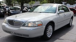 2004 Lincoln Town Car Signature