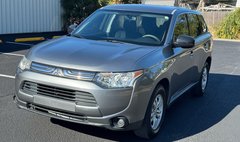 2014 Mitsubishi Outlander ES
