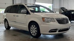 2011 Chrysler Town and Country Touring-L