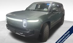 2023 Rivian R1S Adventure