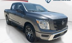 2024 Nissan Titan SV