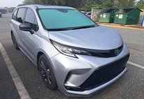 2025 Toyota Sienna XSE 7-Passenger