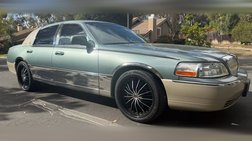 2006 Lincoln Town Car Signature