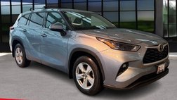 2022 Toyota Highlander LE