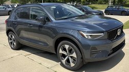 2026 Volvo XC40 B5 Core