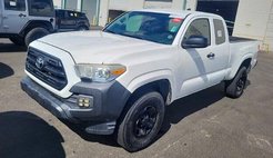 2017 Toyota Tacoma SR