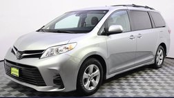 2019 Toyota Sienna LE