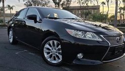 2013 Lexus ES 300h Base