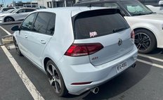 2019 Volkswagen Golf GTI SE